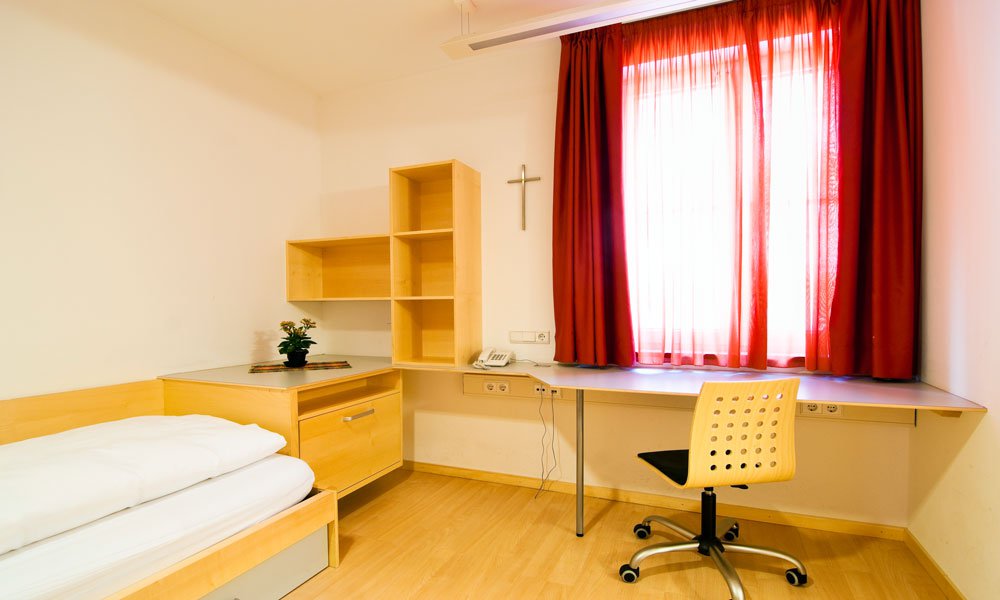 Hotel Kolping In Bozen Your Central Accommodation Kolpingbozen It